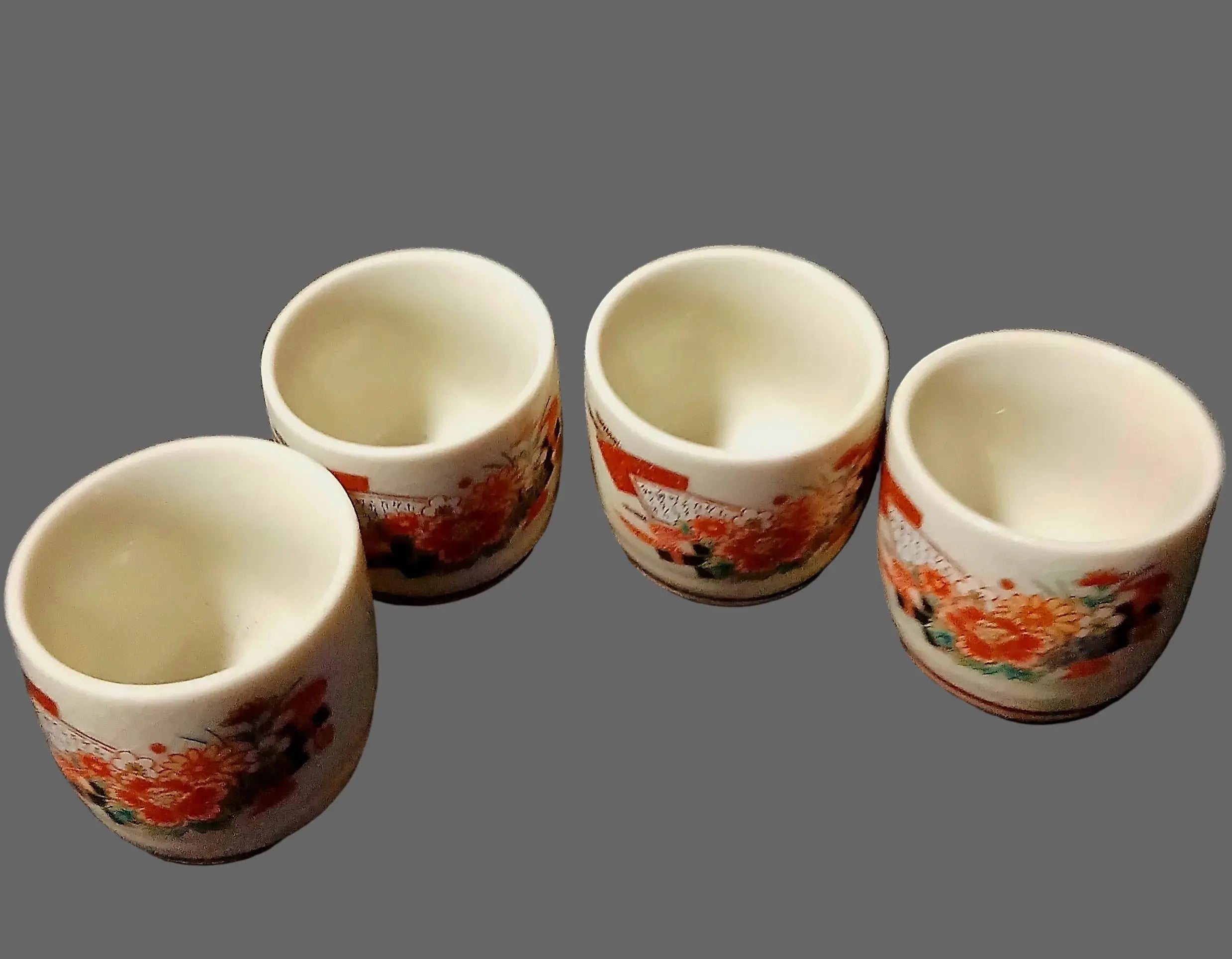 Vintage Signed Biho Kutani Sake Set | Kinrande Gold | Chrysanthemum & Lily | 1950s–60s Vintage Craze