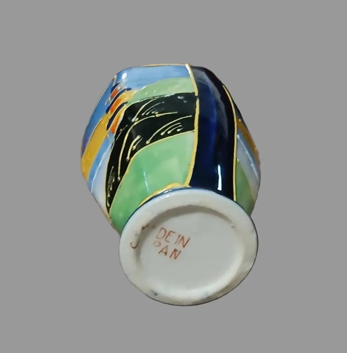 Miniature Japanese Satsuma-Style Cobalt Blue Moriage Vase – Pagoda Scene, 1920s–1940s Japan