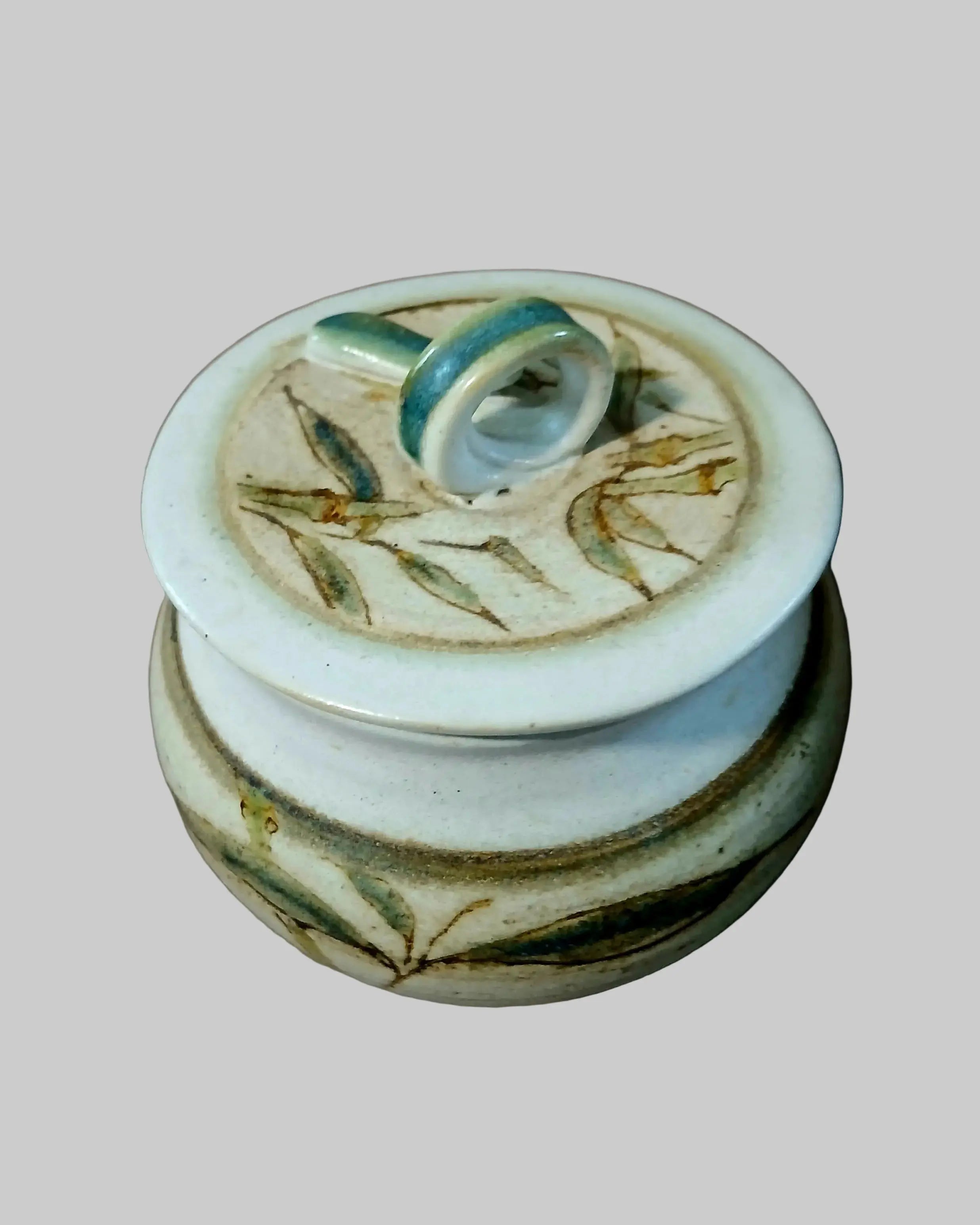 Vintage Studio Pottery Canister Jar – Phyllis Noel, Penticton BC, 1983 Phyllis Noel