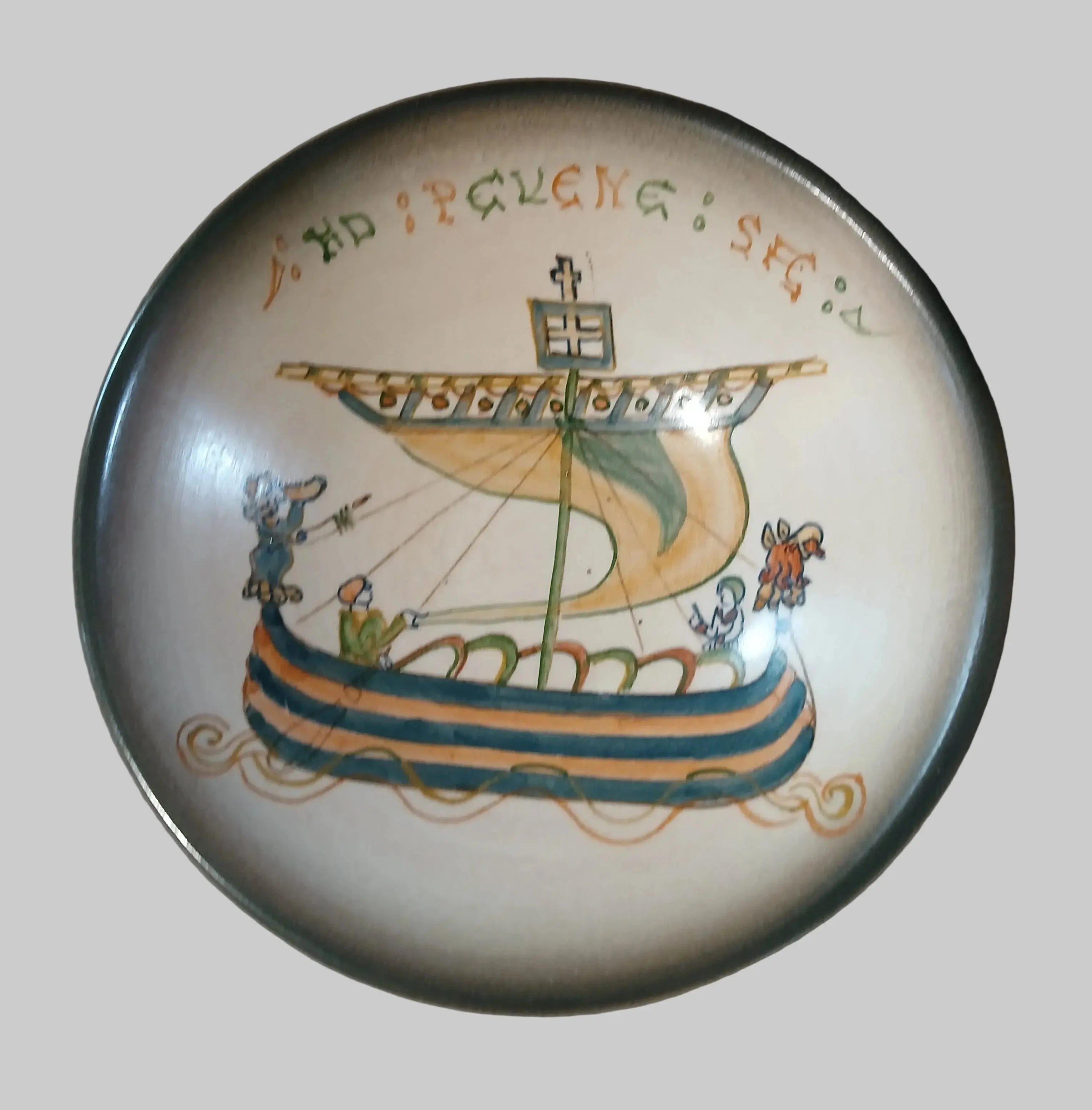 Rare Signed Giricke French Art Pottery Compote | Bayeux Tapestry ‘Navigio Mare’ | 1950s–70s Vintage Craze