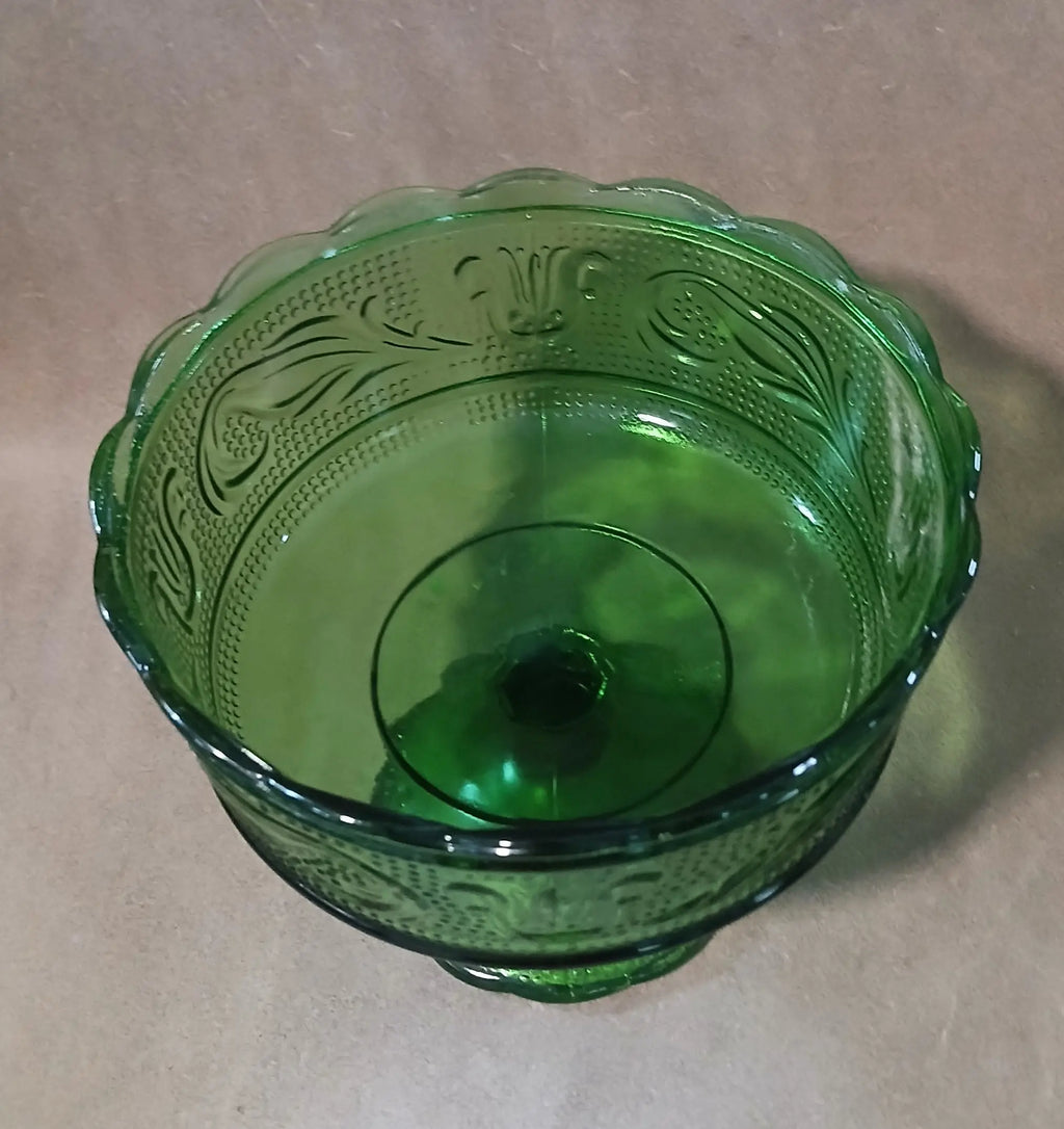 E.O. Brody Emerald Green Pedestal Compote – Swirl Pattern, 1950s–1960s Cleveland Glass E.O. Brody Company