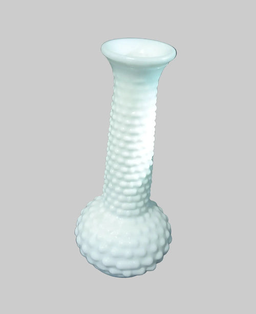 E.O. Brody Co. Hobnail Milk Glass Bud Vase – Vintage American Glassware, 1940s–1960s E.O. Brody Co.