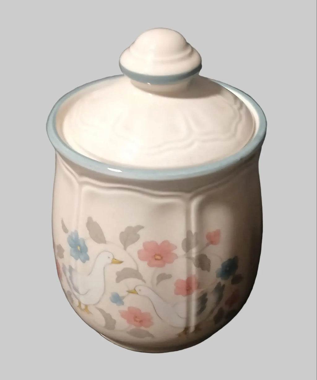 Vintage Country Geese Stoneware Canister – 1980s Japan | Grandmacore Kitchen Decor Japan