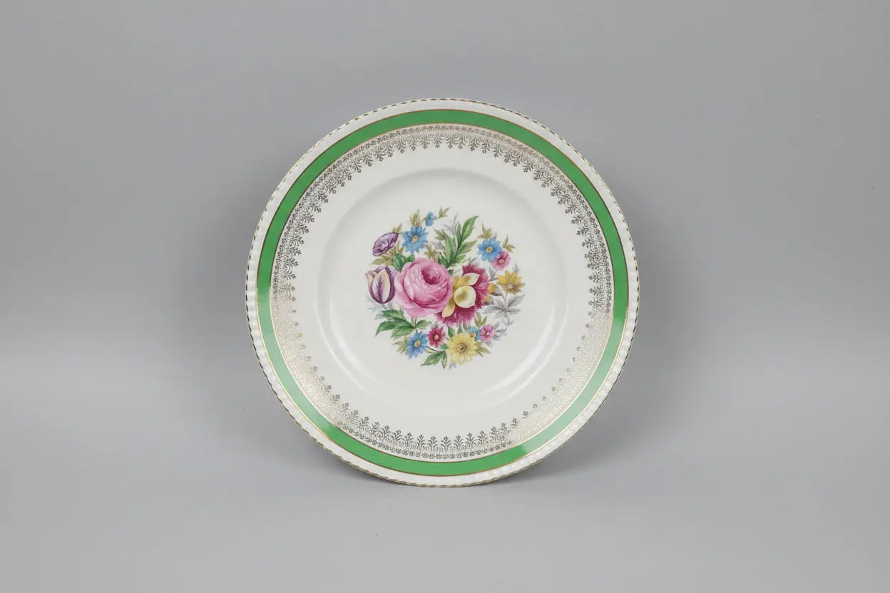 Vintage Royal Ascot Cardinal Green Plate – Mid-Century English Floral, c. 1940s–1950s Royal Ascot