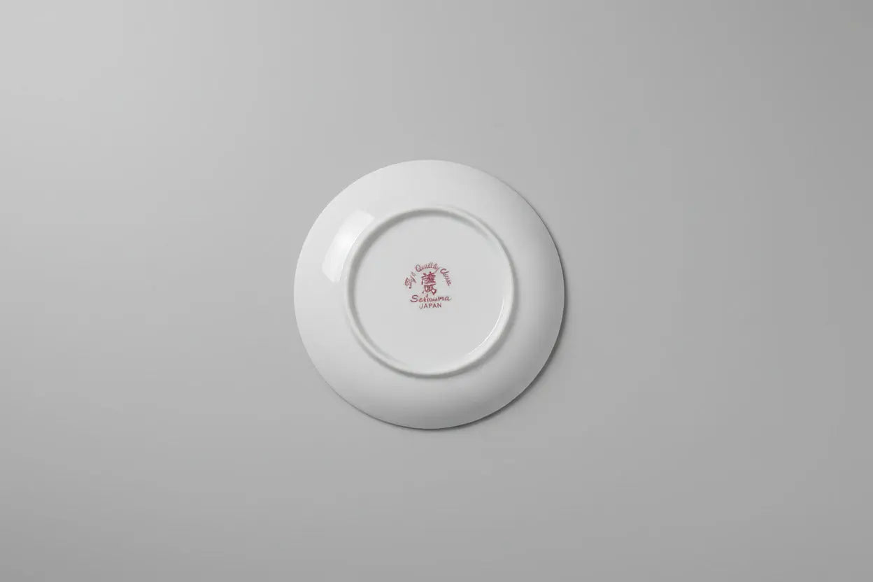 Fuji Quality Satsuma-Style Porcelain Decorative Plate – Peacocks & Florals, Japan, 1940s–1950s Fuji Quality