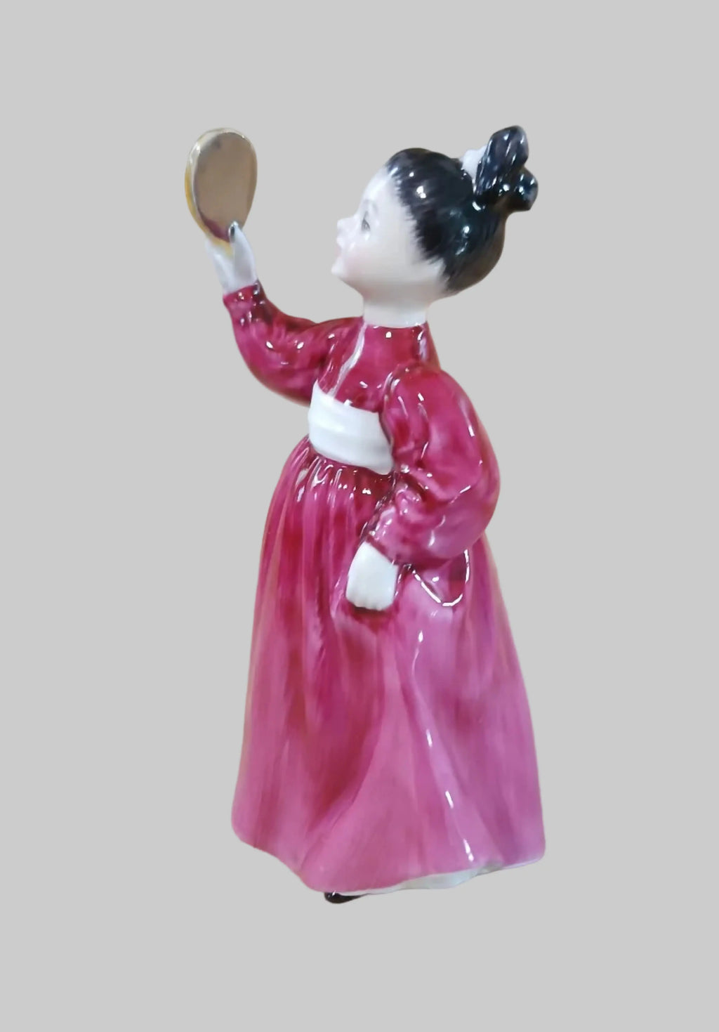 Royal Doulton Vanity Girl Porcelain Figurine HN 2475 – Peggy Davies Royal Doulton