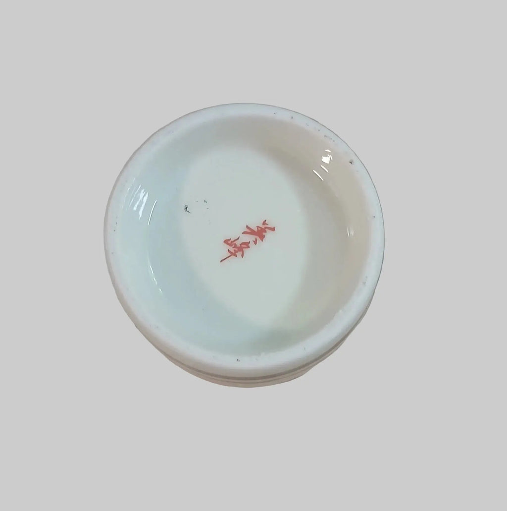 Vintage Signed Biho Kutani Sake Set | Kinrande Gold | Chrysanthemum & Lily | 1950s–60s Vintage Craze
