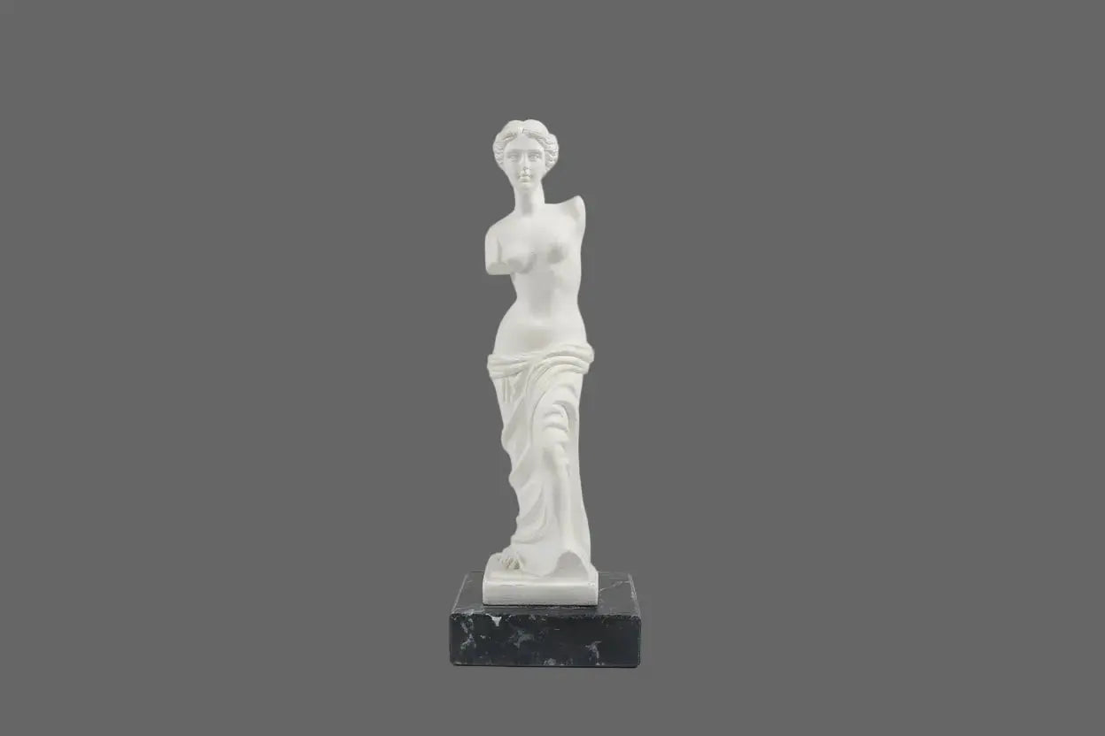 Vintage Santini Venus de Milo Sculpture | Alabaster Composite | Italy, 1950s Vintage Craze