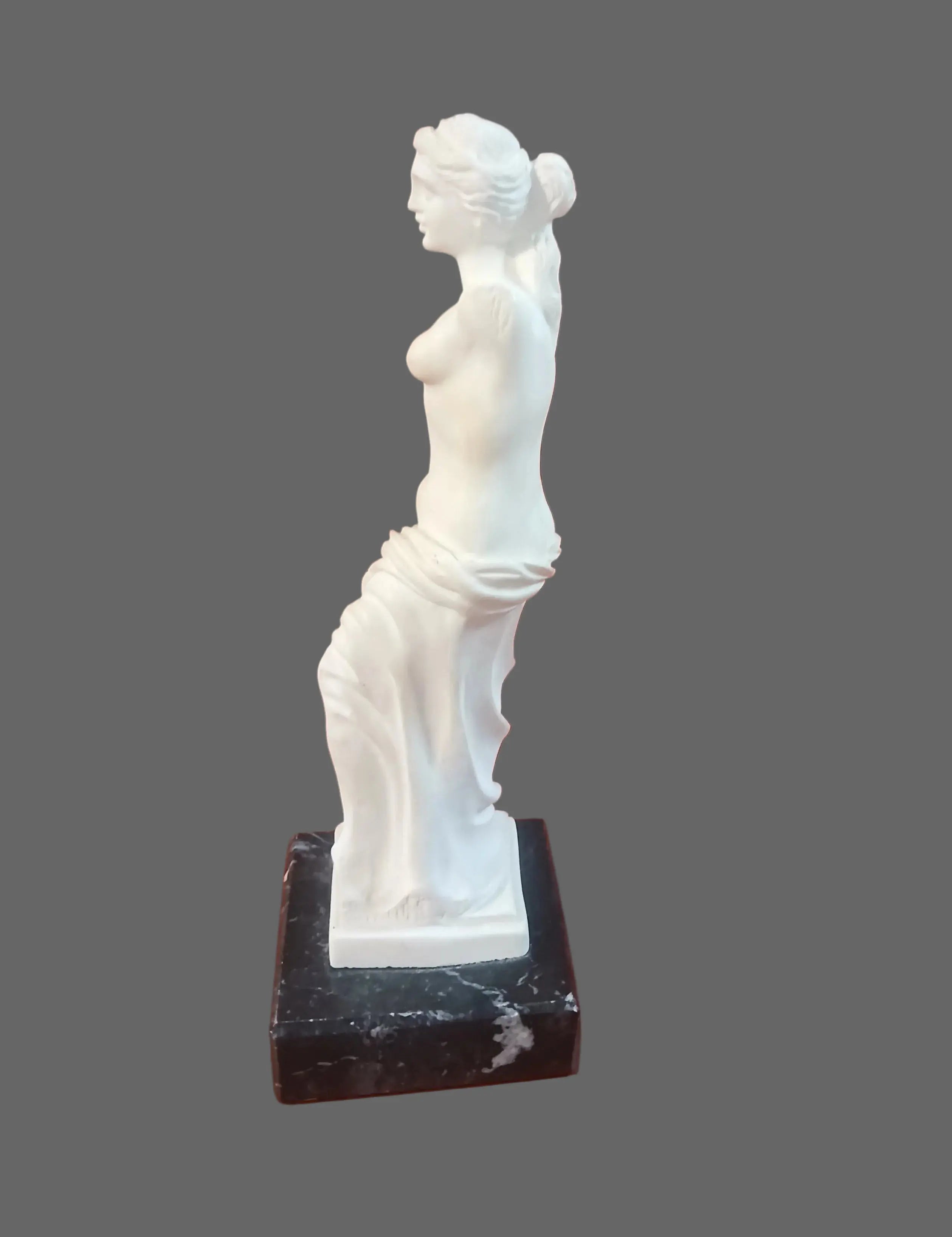 Vintage Santini Venus de Milo Sculpture | Alabaster Composite | Italy, 1950s Vintage Craze