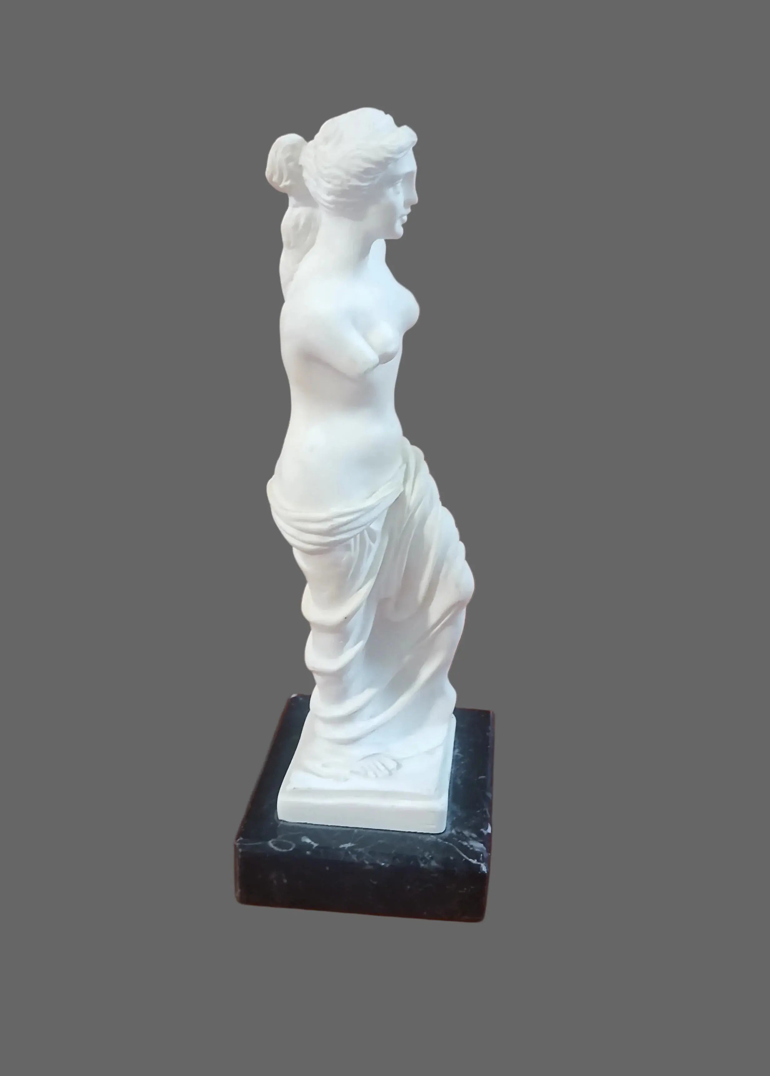 Vintage Santini Venus de Milo Sculpture | Alabaster Composite | Italy, 1950s Vintage Craze